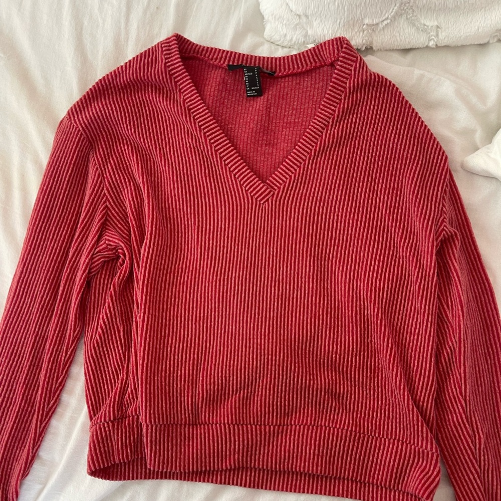 Sweater - Picture 3 of 3